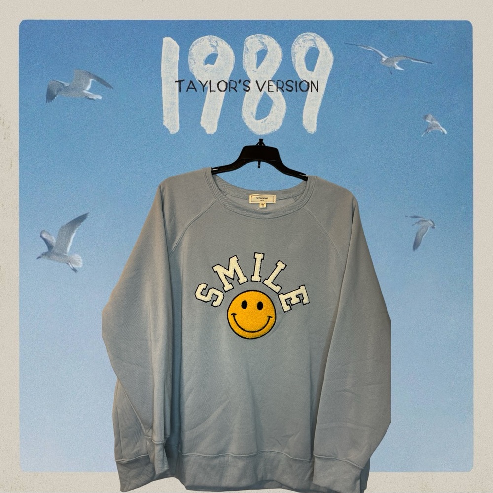 BABY BLUE CHENILLE EMBROIDERED PLUS SIZE SWEATSHIRT 3X - Picture 5 of 5